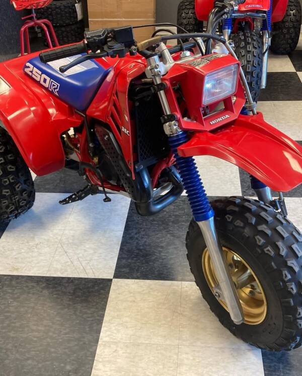 1985 Honda ATC250R - Image 3